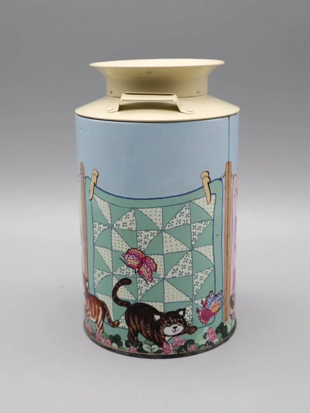 Vtg Milk Jug Storage Canister Tin Cats & Quilt Design 7